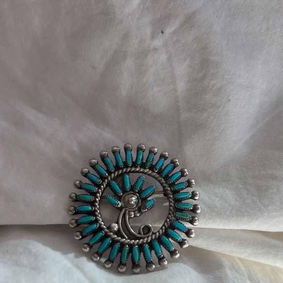 Chic Silver and Turquoise Brooch - Picture 2 of 5